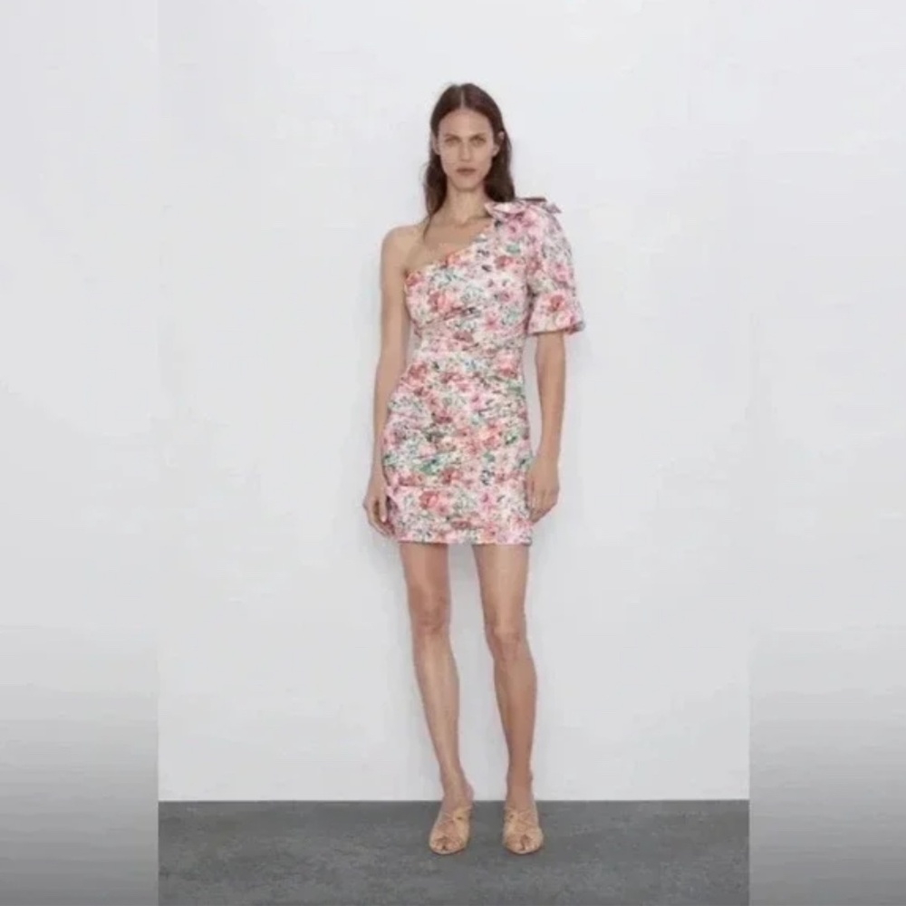 Zara One Shoulder Floral mini dress